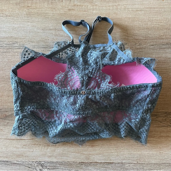 Victoria’s Secret lace high neck bralette - Picture 2 of 3